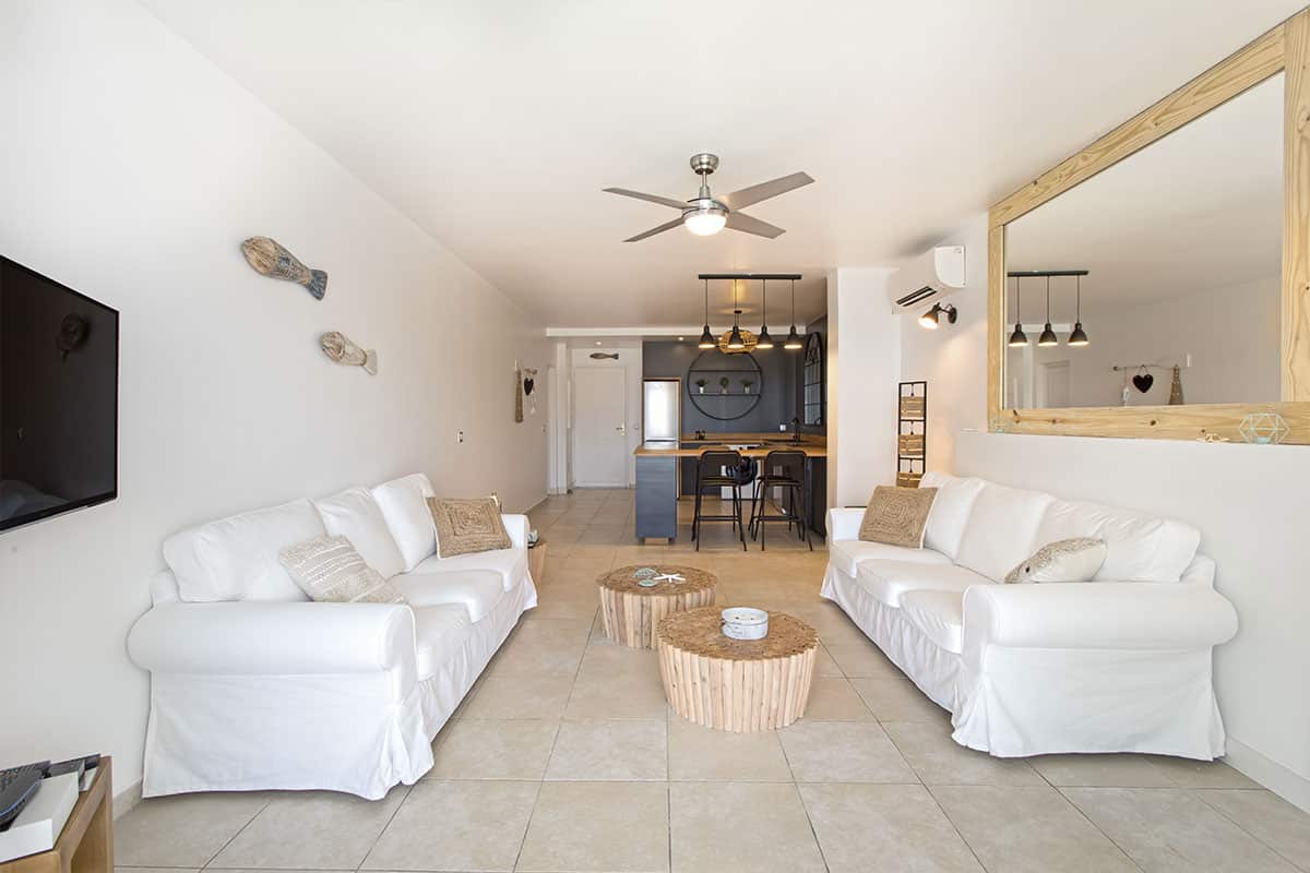 Côte Mer - Apartment rental in Orient Beach, Saint-Martin - Living Room